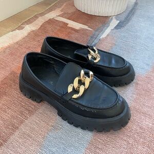 Novus Black Leather Loafers with Gold Chain